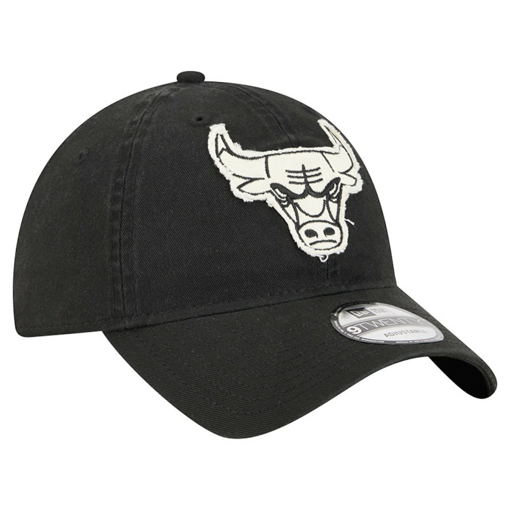 New Era Chicago Bulls Stamp Fabric Applique 9TWENTY Adjustable Hat Black