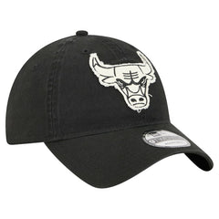New Era Chicago Bulls Stamp Fabric Applique 9TWENTY Adjustable Hat Black