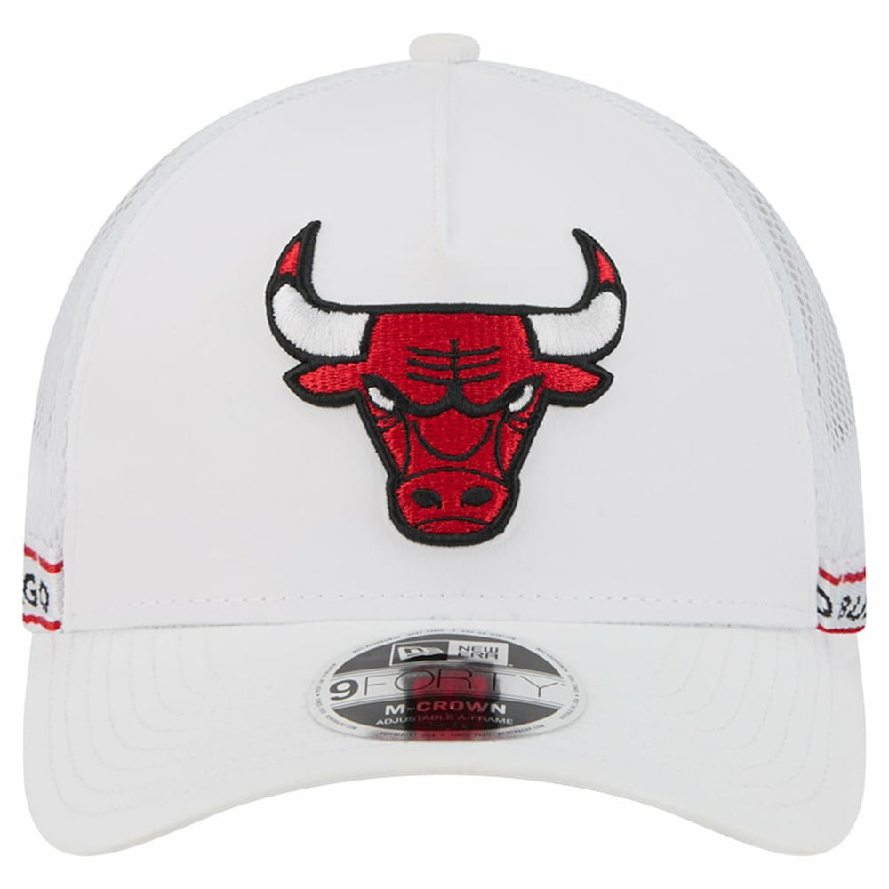 New Era Chicago Bulls Featherweight Team Tape 9FORTY M-Crown A-Frame Adjustable Hat White