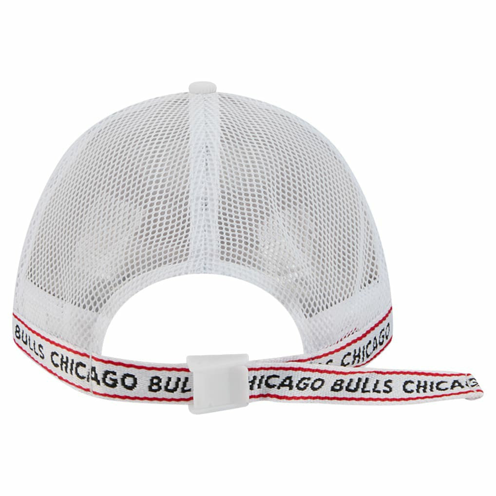 New Era Chicago Bulls Featherweight Team Tape 9FORTY M-Crown A-Frame Adjustable Hat White