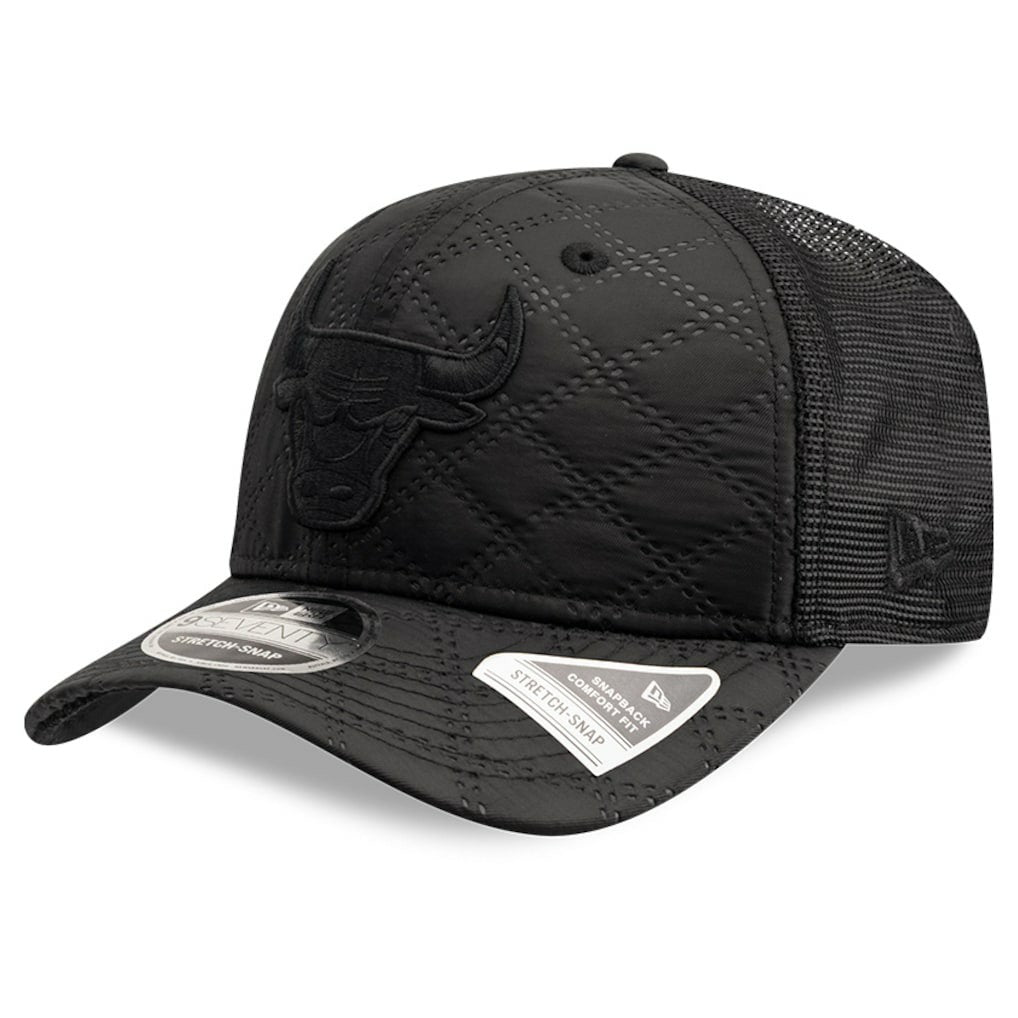 New Era Chicago Bulls Quilted 9SEVENTY Trucker Adjustable Hat Black