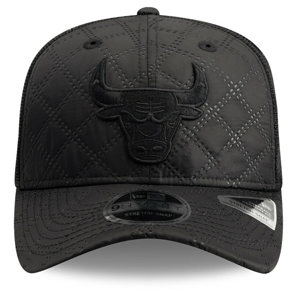 New Era Chicago Bulls Quilted 9SEVENTY Trucker Adjustable Hat Black