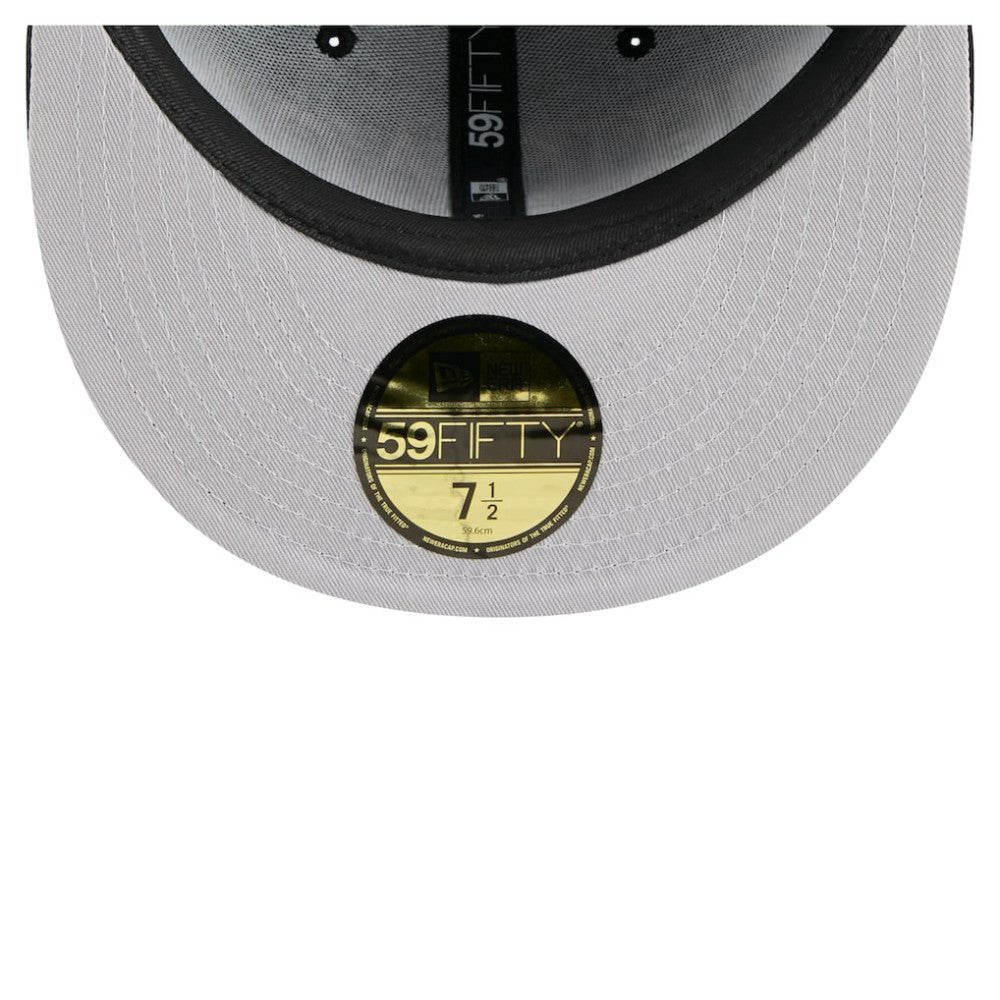 Chicago Blackhawks New Era Oversized Vintage Arch 59Fifty Fitted Hat - Black | New Era on sale