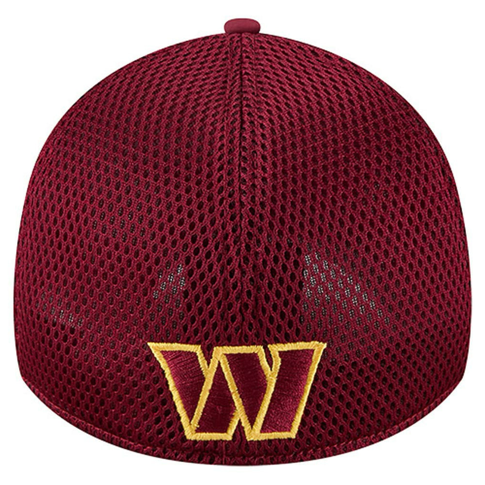 Washington Commanders New Era Outline 39THIRTY Flex Hat - Burgundy - NFL