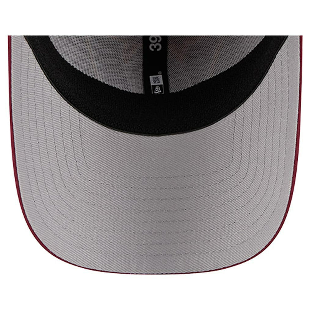 Washington Commanders New Era Outline 39THIRTY Flex Hat - Burgundy - NFL