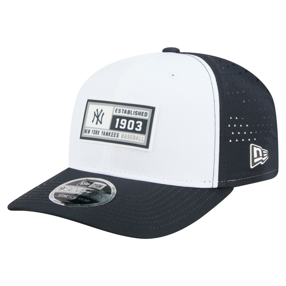 New York Yankees New Era Established Patch 9SEVENTY Adjustable Hat Sale