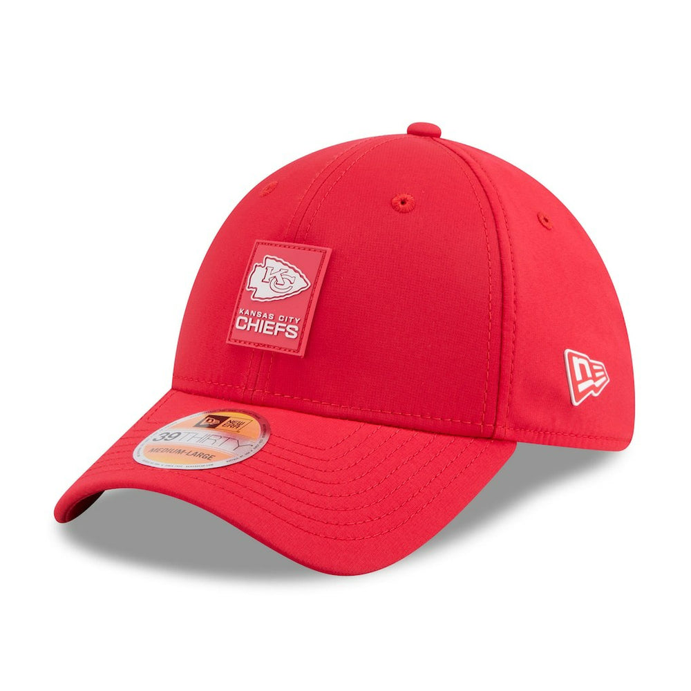 Kansas City Chiefs New Era 2025 Sideline 39THIRTY Flex Hat - Red - NFL