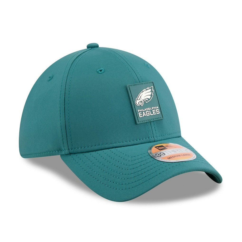 Philadelphia Eagles New Era 2025 Sideline 39THIRTY Flex Hat - Midnight Green - NFL