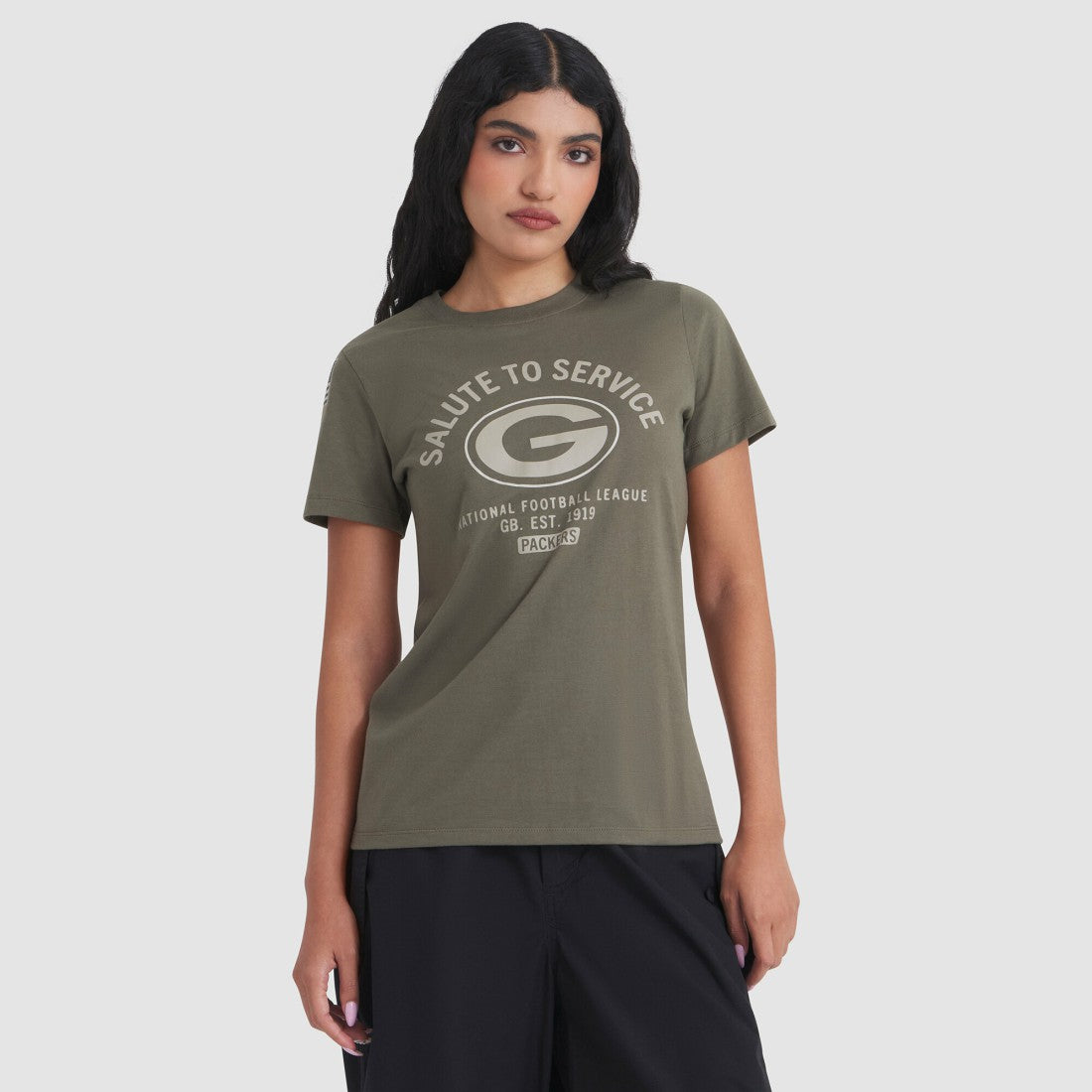 Green Bay Packers Women's 2025 Salute to Service Sideline T-Shirt - Olive - Nike