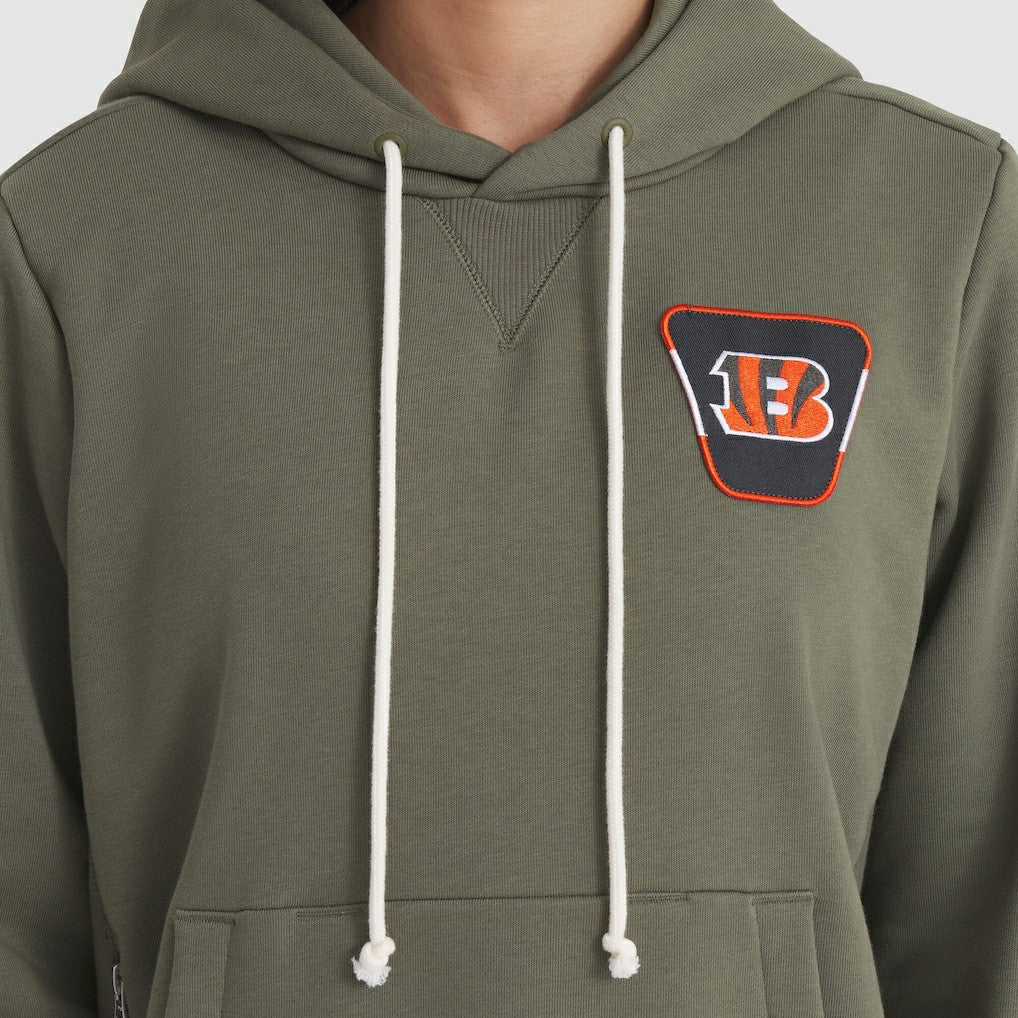 Cincinnati Bengals Women's 2025 Salute to Service Sideline Standard Issue Dri-FIT Hoodie - Olive - Nike