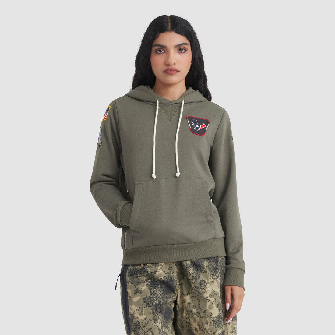 Houston Texans Women's 2025 Salute to Service Sideline Standard Issue Dri-FIT Hoodie - Olive - Nike