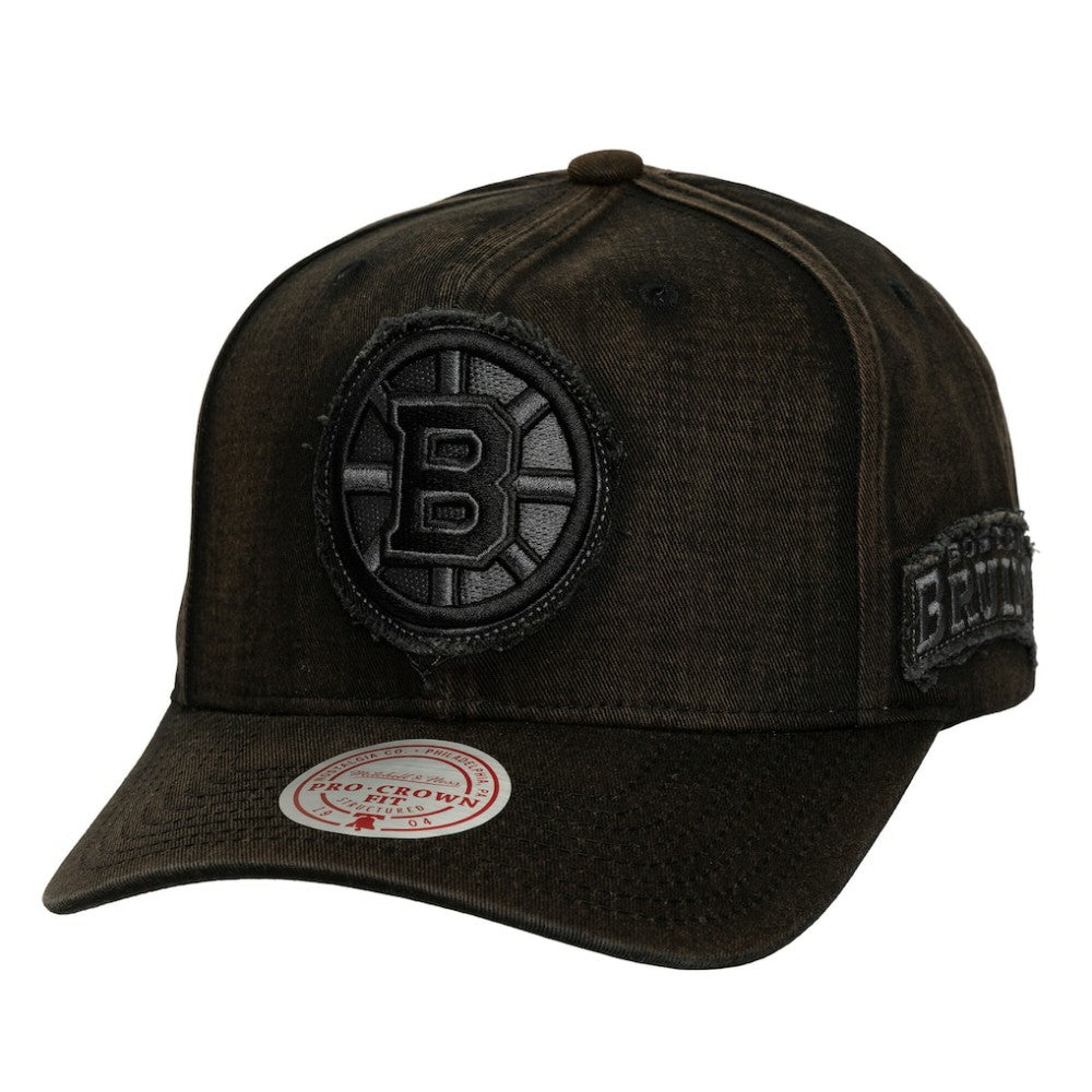 Boston Bruins Mitchell & Ness Downtown Snow Wash Pro-Crown Adjustable Hat - Black | NHL Lifestyle