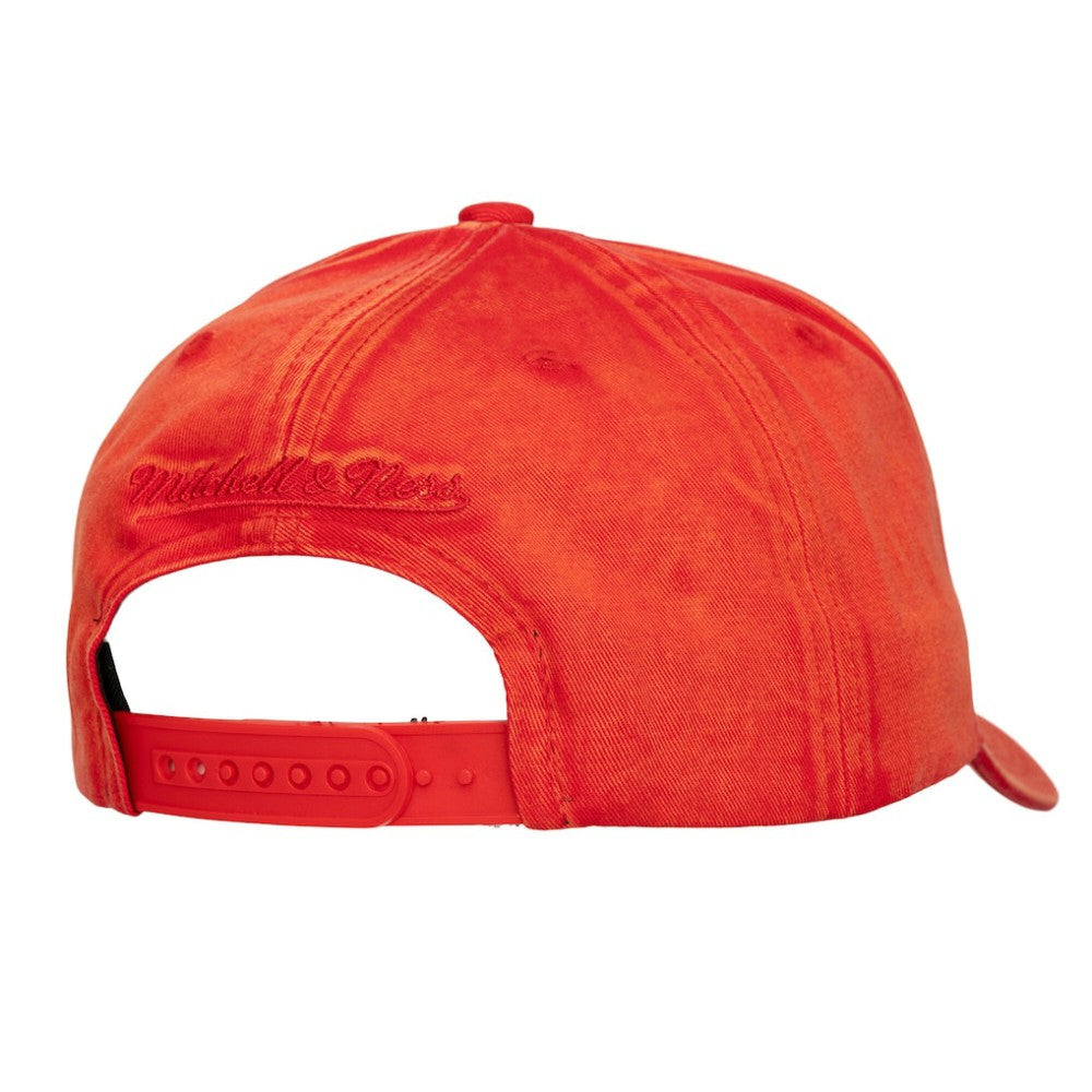 Detroit Red Wings Mitchell & Ness Downtown Snow Wash Pro-Crown Adjustable Hat - Red | NHL Lifestyle