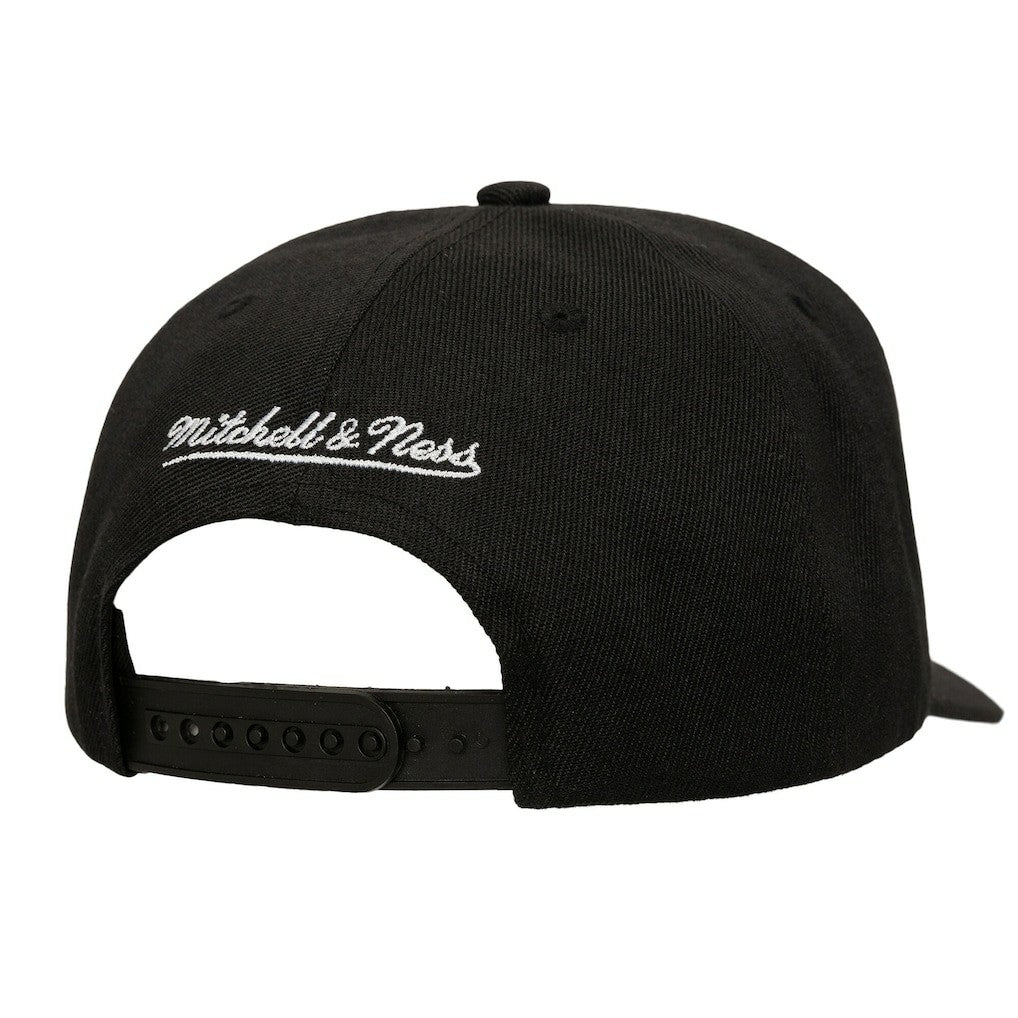 Mitchell & Ness Golden State Warriors Tilted Pro Pinch Adjustable Hat Black