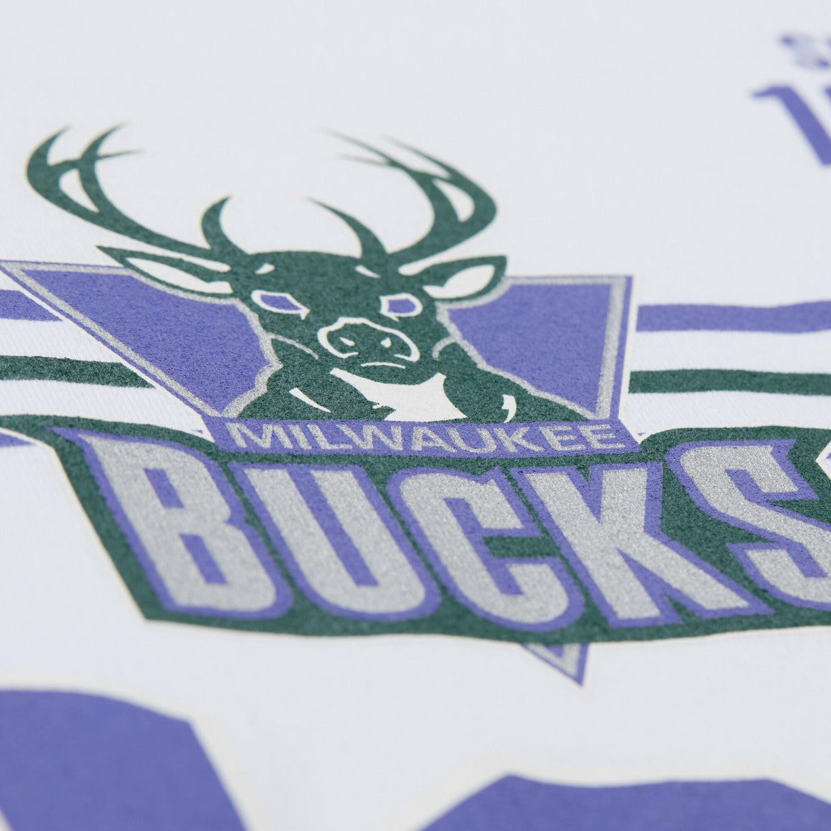 Mitchell & Ness Milwaukee Bucks Unisex Hardwood Classics Vintage Team Origins Premium T-Shirt White