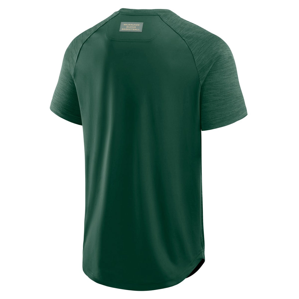 Fanatics Milwaukee Bucks Inbound Pass Play Practice T-Shirt Hunter Green
