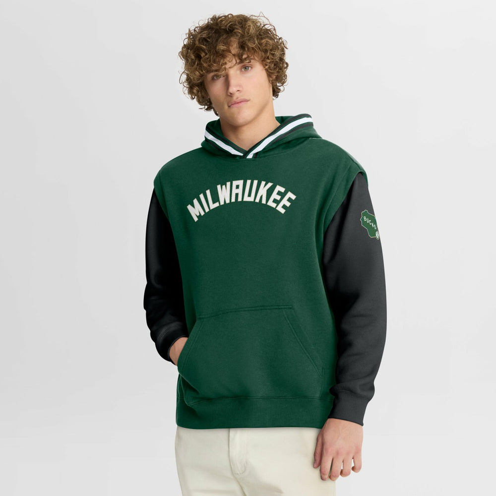 Fanatics Milwaukee Bucks Half Court Shot Clock Fastbreak Hoodie Hunter Green/Black