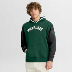 Fanatics Milwaukee Bucks Half Court Shot Clock Fastbreak Hoodie Hunter Green/Black