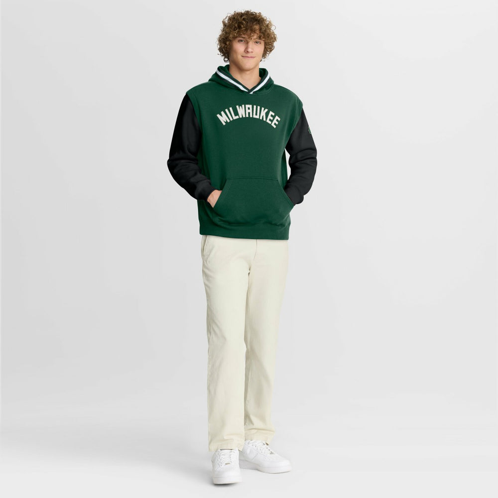 Fanatics Milwaukee Bucks Half Court Shot Clock Fastbreak Hoodie Hunter Green/Black