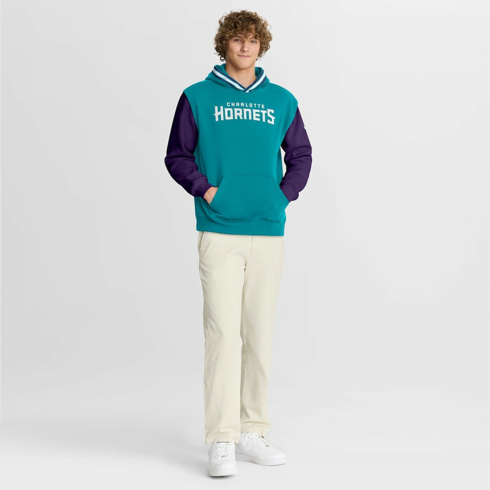 Fanatics Charlotte Hornets Half Court Shot Clock Fastbreak Hoodie Teal/Purple