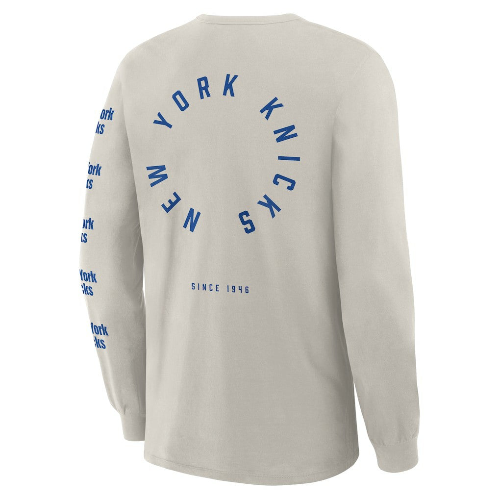 Fanatics New York Knicks Crossover Collection Ball Screen Action Premium Long Sleeve T-Shirt Cream