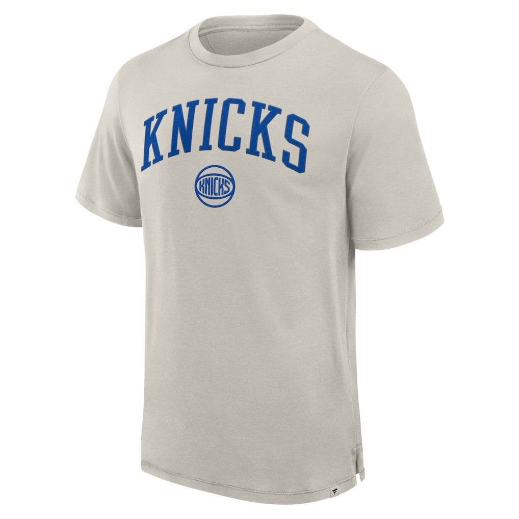 Fanatics New York Knicks Crossover Collection Pull Up Jumper Shot Premium T-Shirt Cream