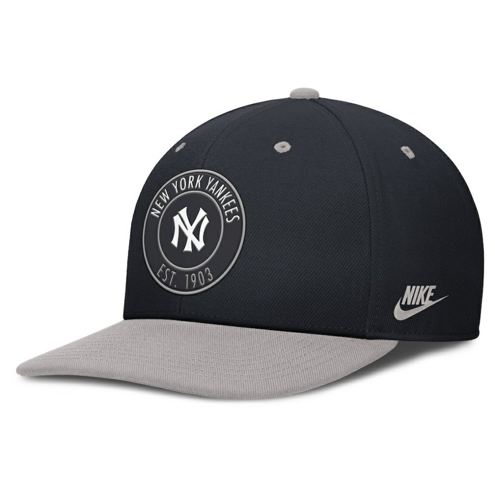 New York Yankees Nike Cooperstown Collection Pro Dri-FIT Snapback Hat Online