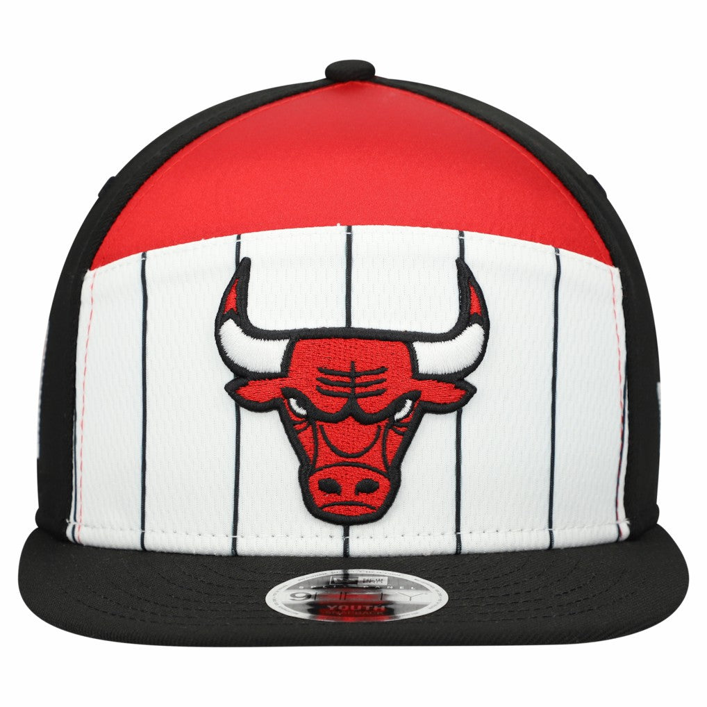 New Era Chicago Bulls Youth 2025 NBA Tip Off Split Panel 9FIFTY Snapback Hat White/Black