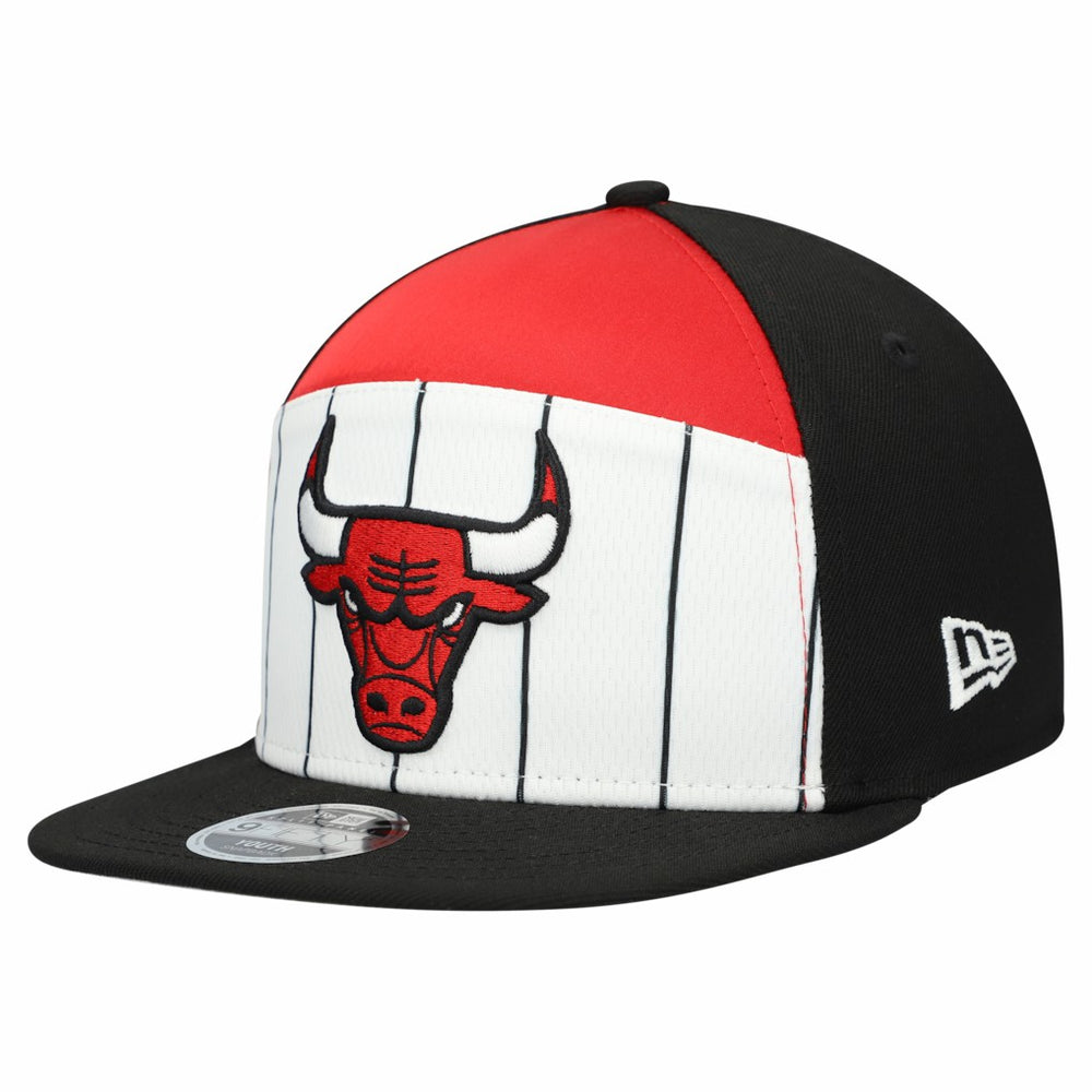 New Era Chicago Bulls Youth 2025 NBA Tip Off Split Panel 9FIFTY Snapback Hat White/Black