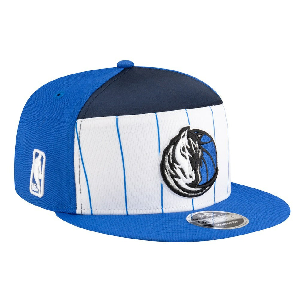 New Era Dallas Mavericks Youth 2025 NBA Tip Off Split Panel 9FIFTY Snapback Hat White/Blue