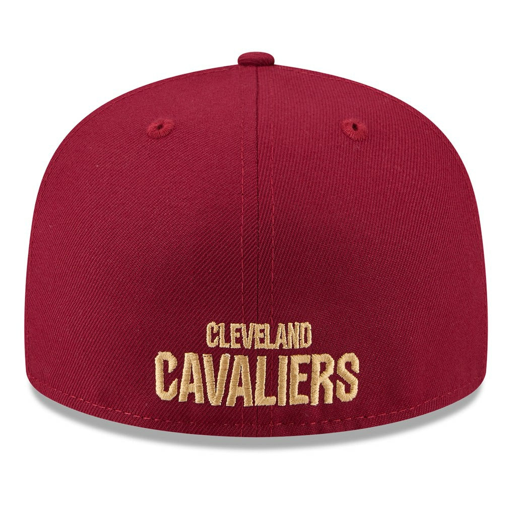 New Era Cleveland Cavaliers 2025 NBA Tip Off Split Panel 59FIFTY Fitted Hat White/Wine