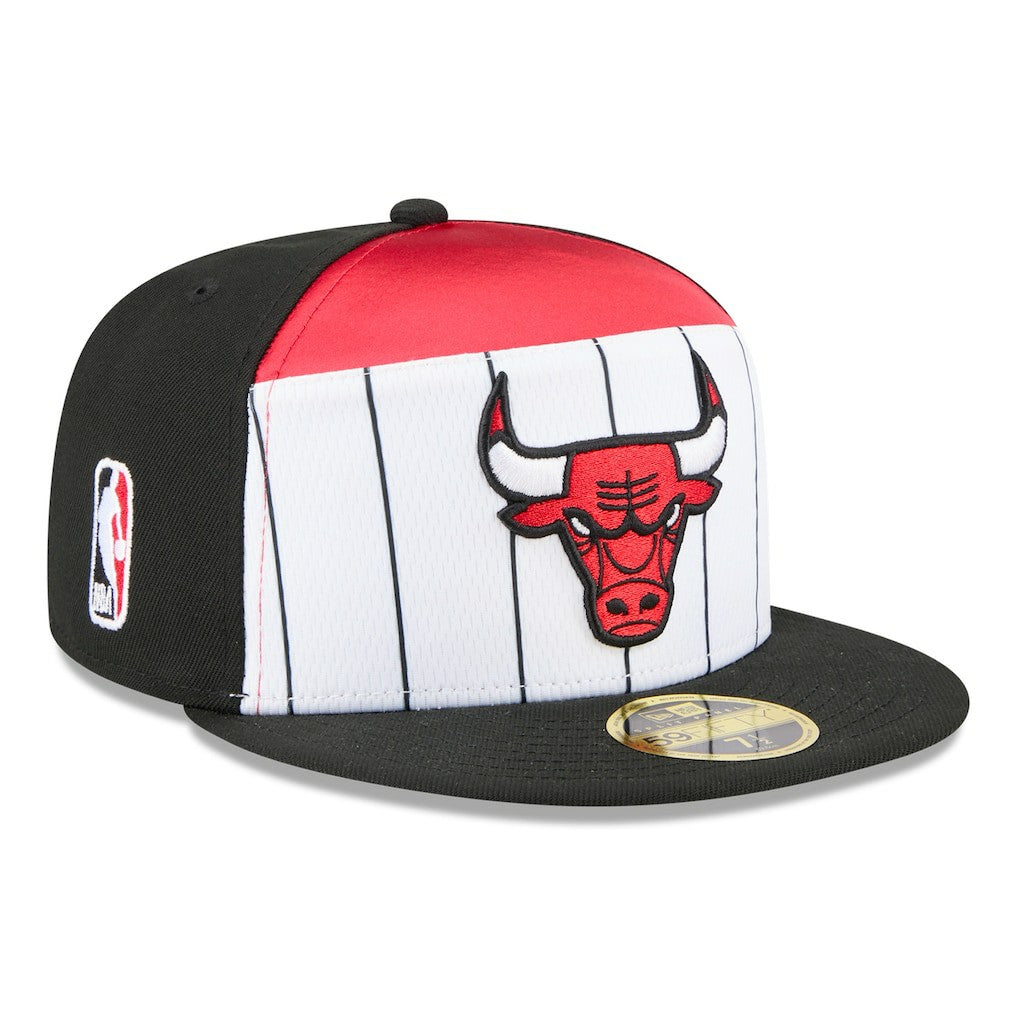 New Era Chicago Bulls 2025 NBA Tip Off Split Panel 59FIFTY Fitted Hat White/Black