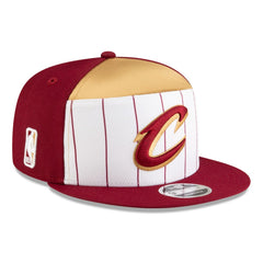 New Era Cleveland Cavaliers 2025 NBA Tip Off Split Panel 9FIFTY Snapback Hat White/Wine
