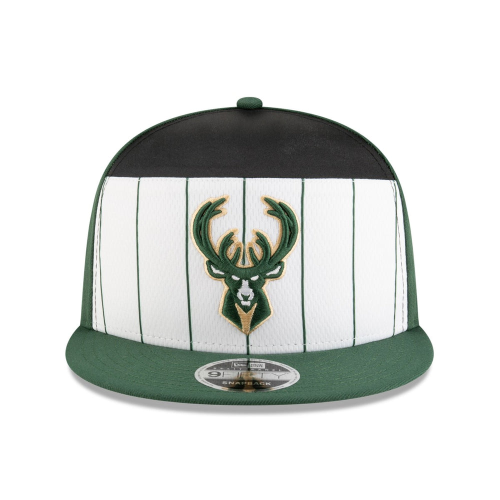 New Era Milwaukee Bucks 2025 NBA Tip Off Split Panel 9FIFTY Snapback Hat White/Hunter Green
