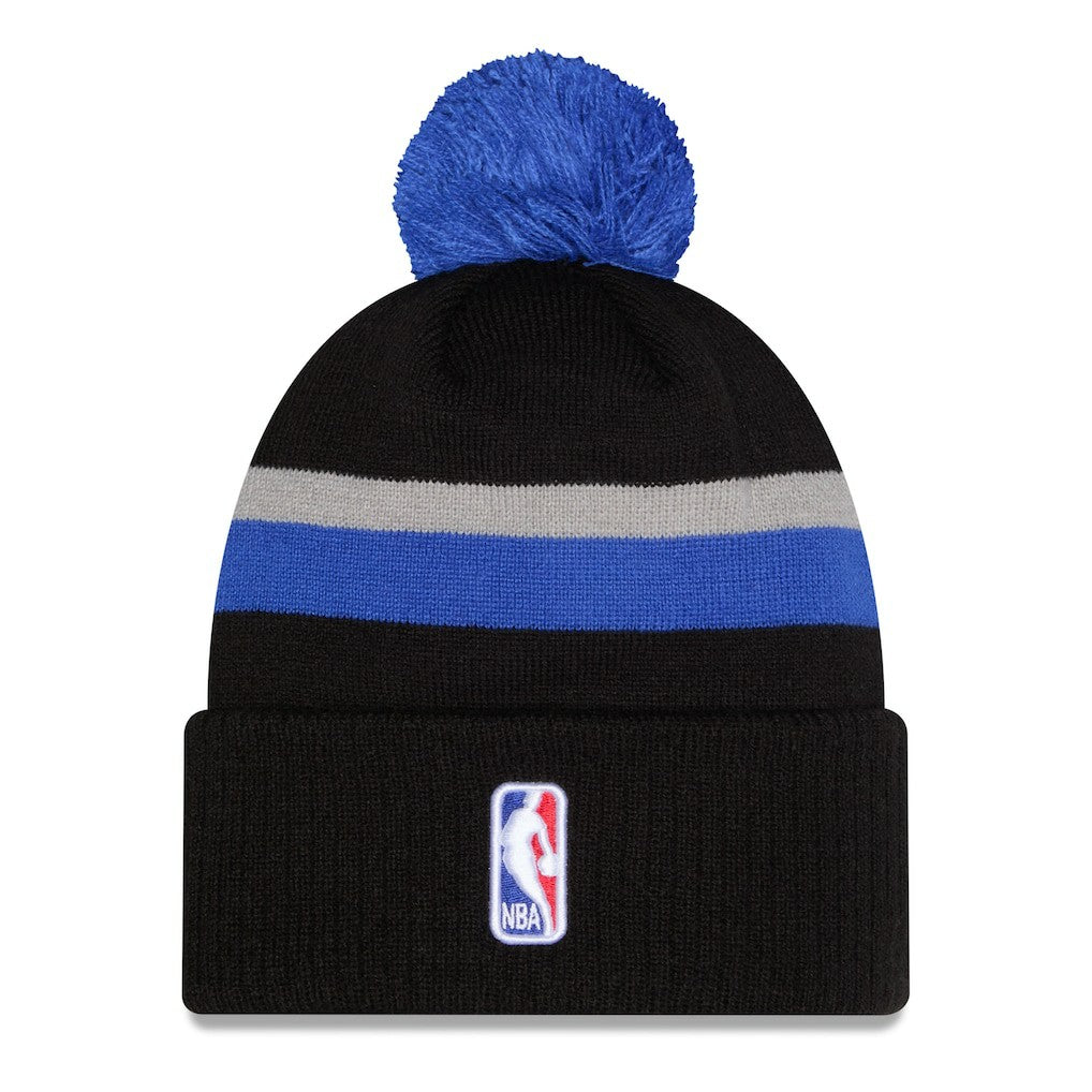 New Era Dallas Mavericks 2025/26 City Edition Cuffed Knit Hat with Pom Black/Blue