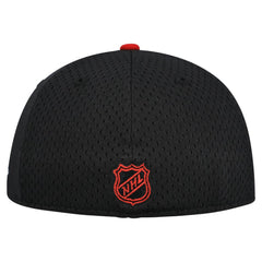 Chicago Blackhawks New Era Mesh Crown Two-Tone 59FIFTY Fitted Hat - Black/Red | New Era Lifestyle