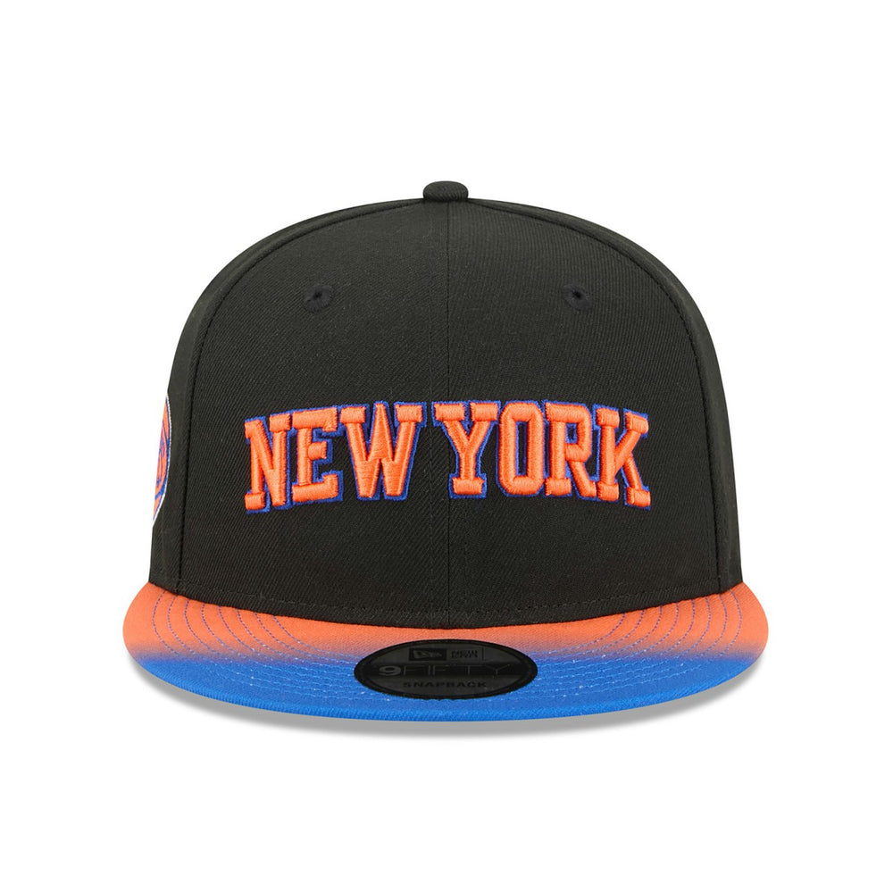 New Era New York Knicks Jersey Hook Statement Edition 9FIFTY Snapback Hat Black/Blue