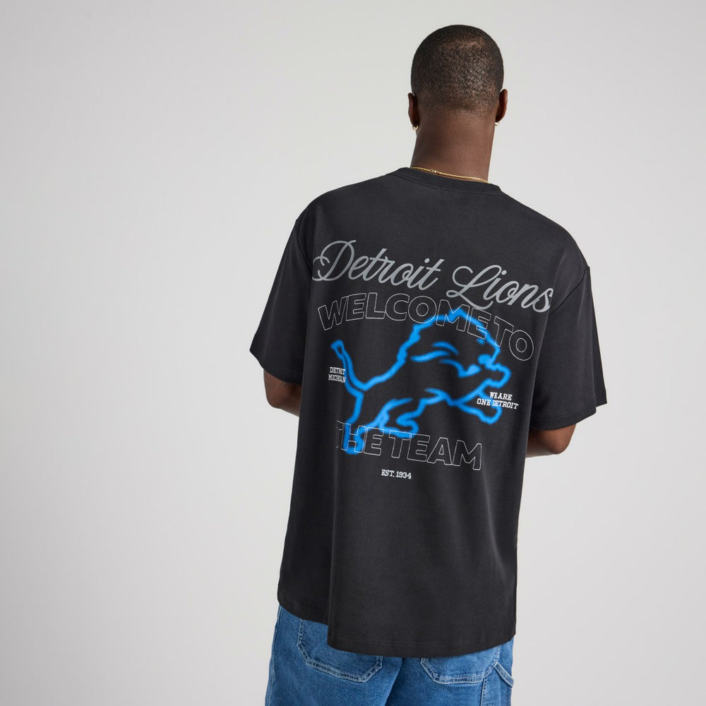 Detroit Lions Off Season x NFL Unisex Graphic T-Shirt - Black - NFL