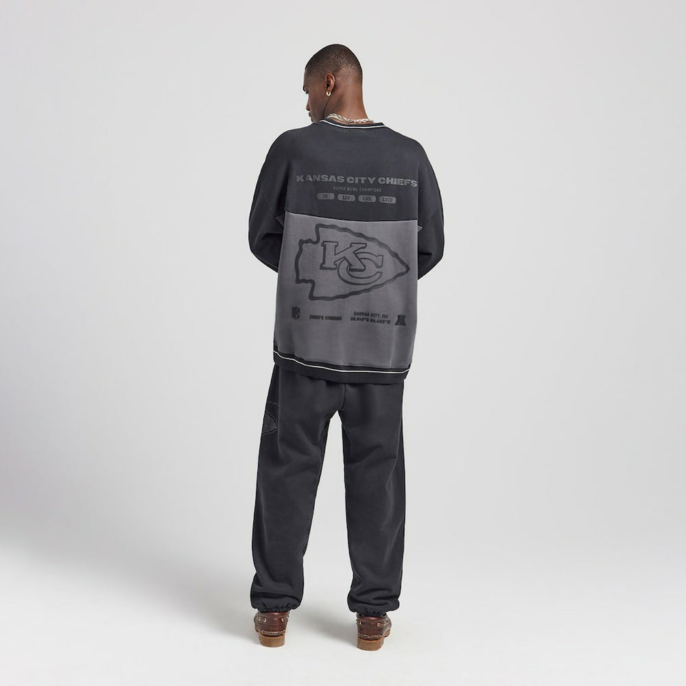 Kansas City Chiefs Off Season x NFL Unisex Fleece Sweatshirt - Black - NFL