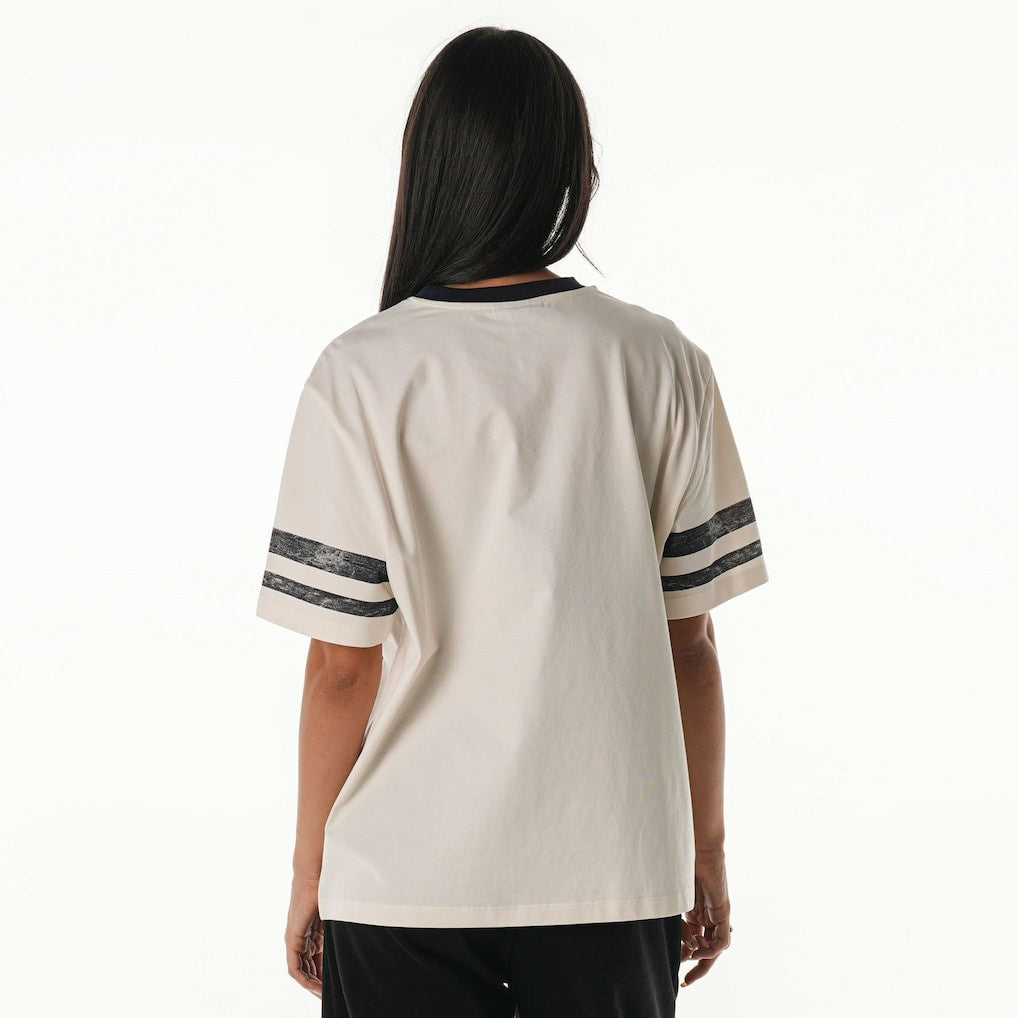 New England Patriots The Wild Collective Women's Vintage Drop Shoulder Oversized Boyfriend T-Shirt - Cream - NFL