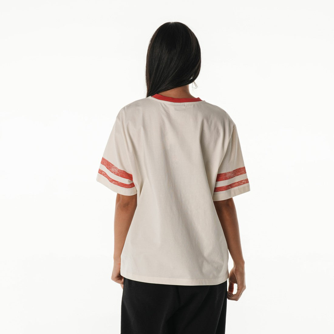 Tampa Bay Buccaneers The Wild Collective Women's Vintage Drop Shoulder Oversized Boyfriend T-Shirt - Cream - NFL