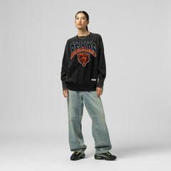 Chicago Bears Women's Delineate Mineral Wash Crewneck Sweatshirt - Black - Mitchell & Ness