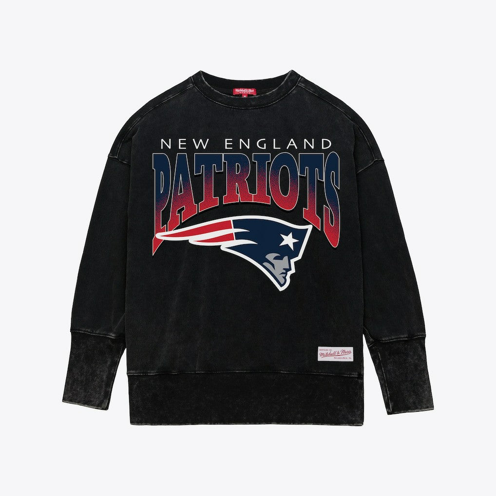 New England Patriots Women's Delineate Mineral Wash Crewneck Sweatshirt - Black - Mitchell & Ness