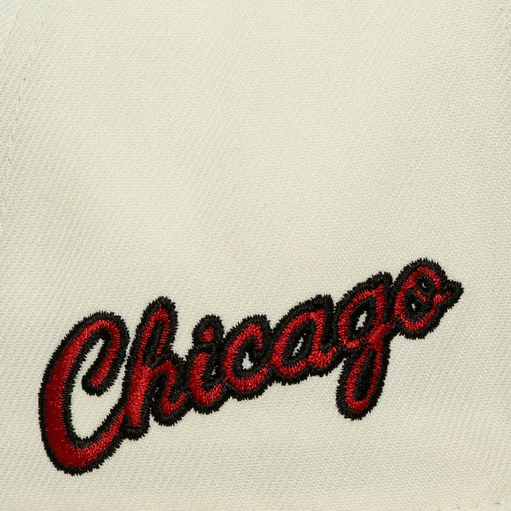 Mitchell & Ness Chicago Bulls Ochre Dusted Double Two-Toned Pro Crown Adjustable Hat Cream
