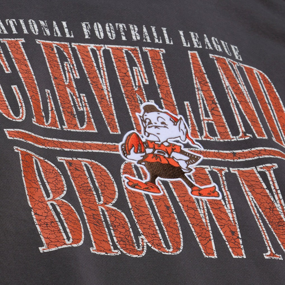Cleveland Browns Downtown Crew Vintage Logo Sweatshirt - Black - Mitchell & Ness