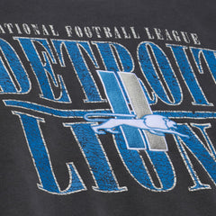 Detroit Lions Downtown Crew Vintage Logo Sweatshirt - Black - Mitchell & Ness