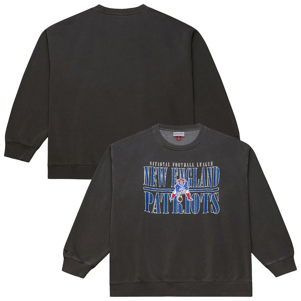 New England Patriots Downtown Crew Vintage Logo Sweatshirt - Black - Mitchell & Ness