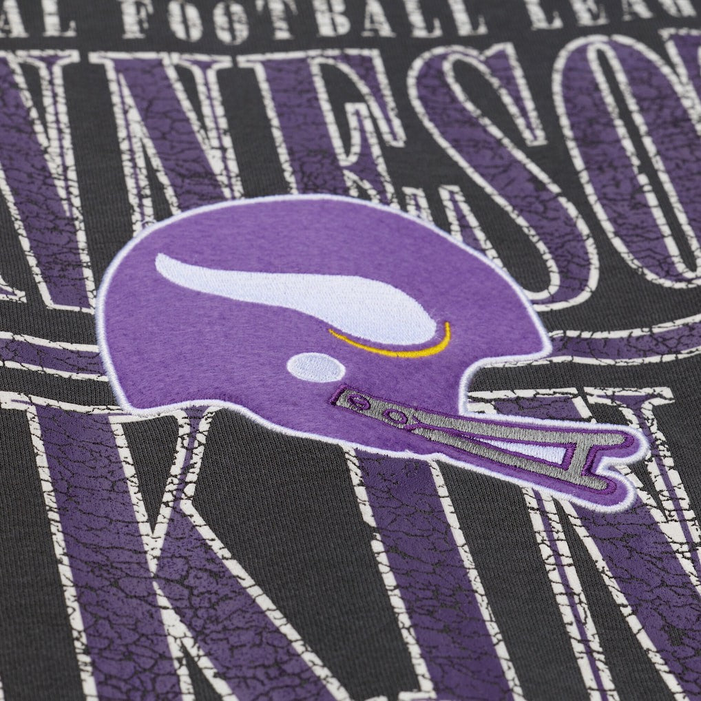 Minnesota Vikings Downtown Crew Vintage Logo Sweatshirt - Black - Mitchell & Ness