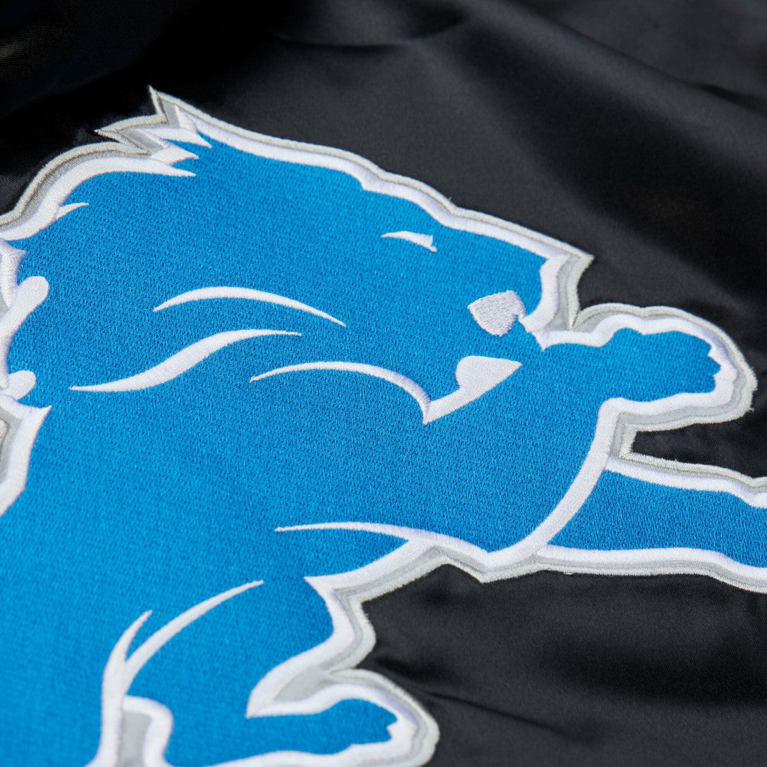 Detroit Lions Downtown Satin Full-Snap Hooded Jacket - Black - Mitchell & Ness