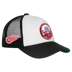 Detroit Red Wings Mitchell & Ness Youth Mascot Adjustable Trucker Hat - White | NHL Lifestyle